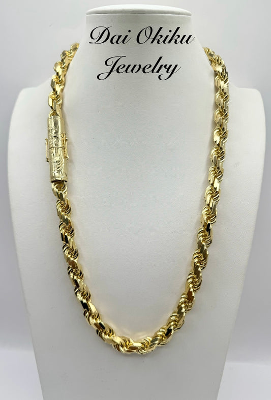 Custom 12mm 26” Diamond Cut Rope with Custom Barrel Lock and Pendant