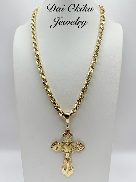 Custom 8mm 35” Diamond Cut Rope with Pendant