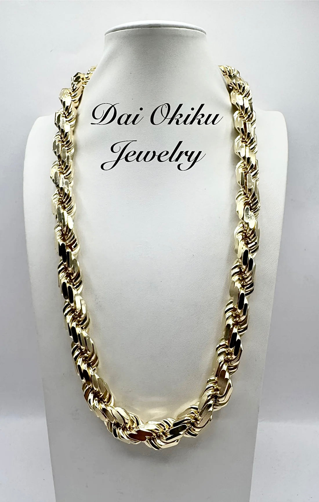 Custom 18mm 32” Diamond Cut Rope Continuous