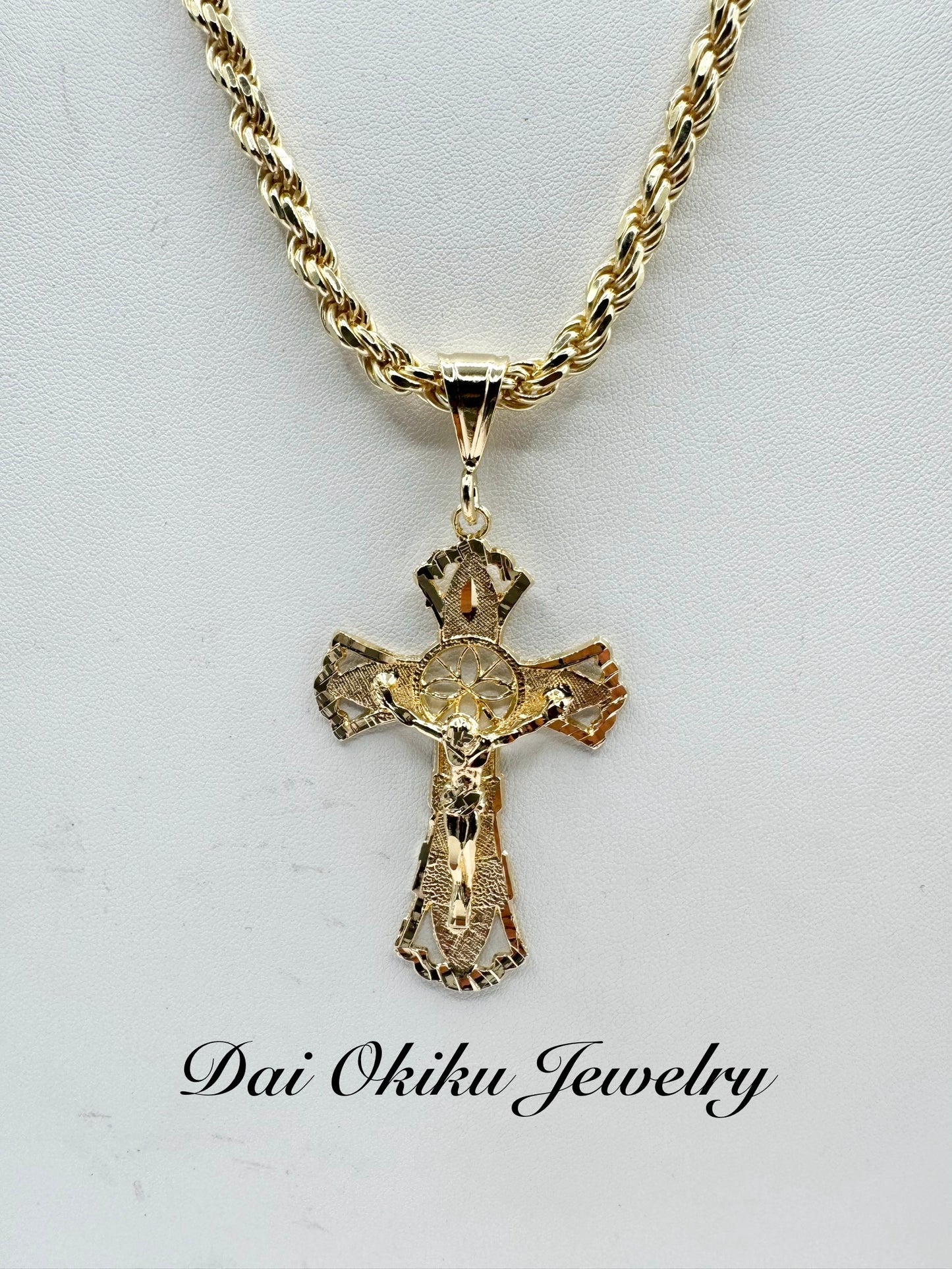 Palace Cross Pendant