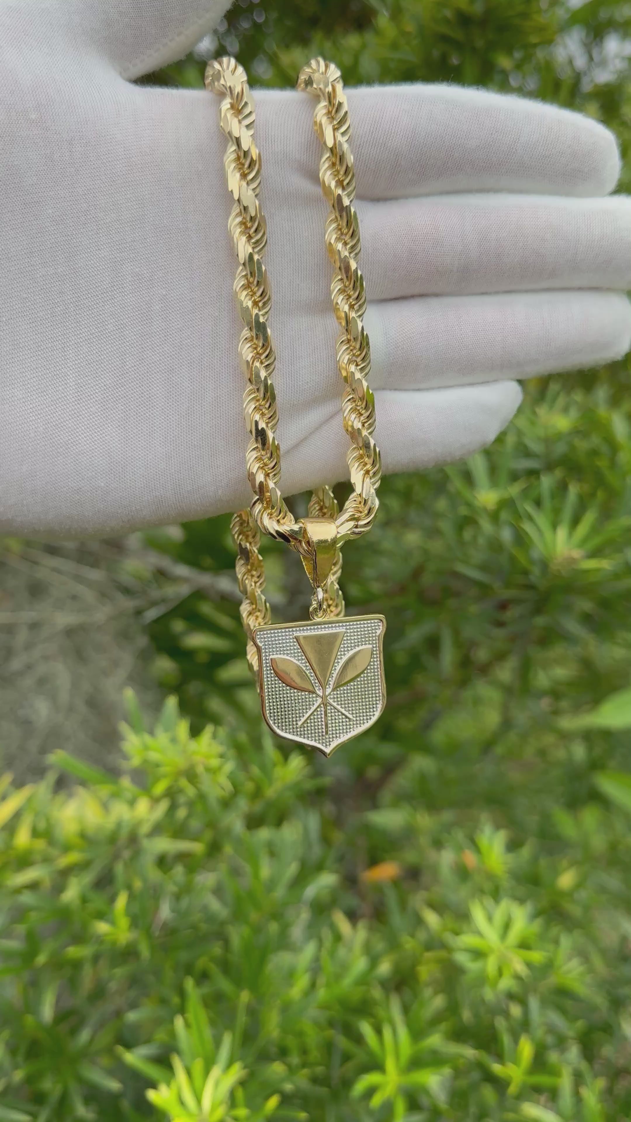 Gold & Silver Kanaka Maoli Pendant – Dai Okiku Jewelry